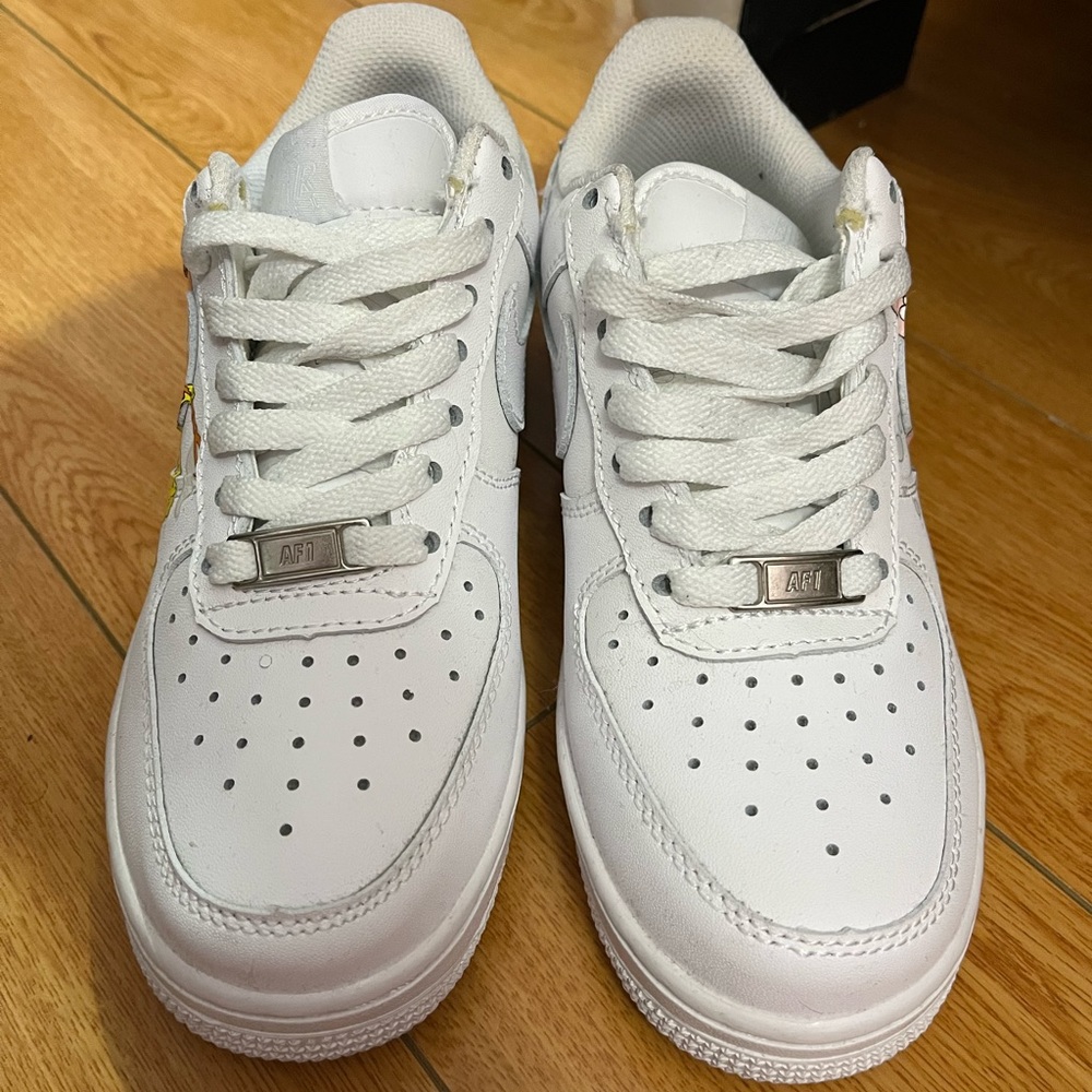 Custom Made SpongeBob Air Forces 👟 - Picture 5 of 7